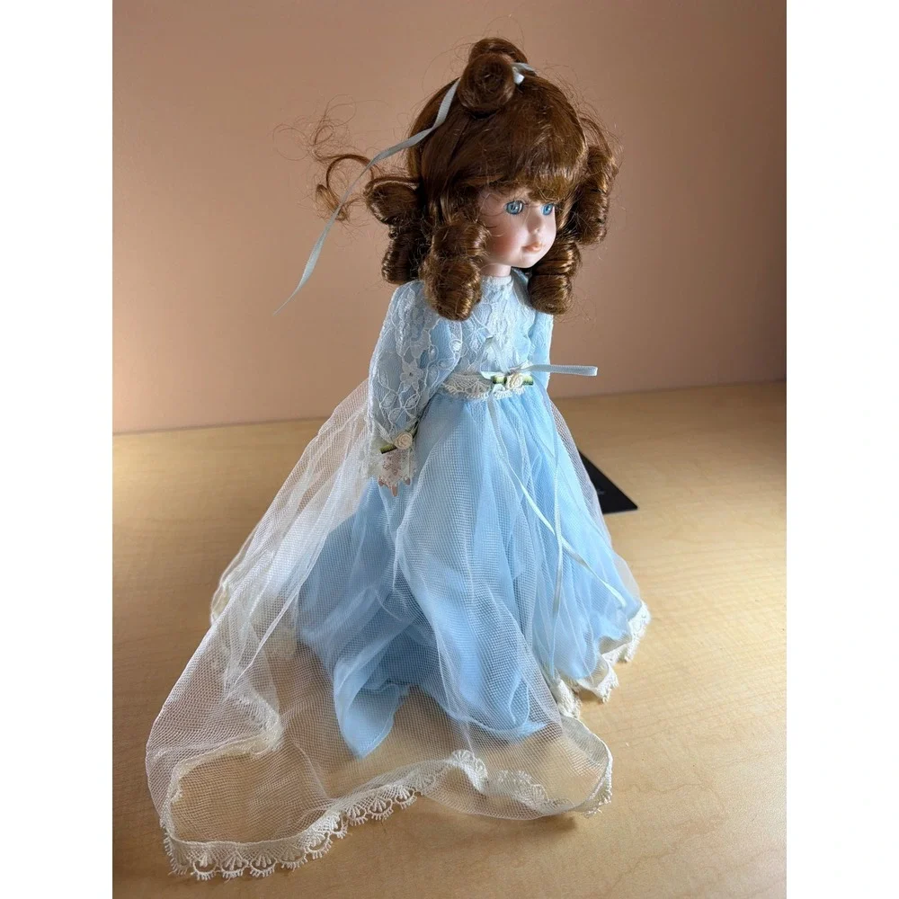 Vintage Porcelain Collector Doll Auburn Curls Blue Lace Dress‎ 12 Inch Victorian